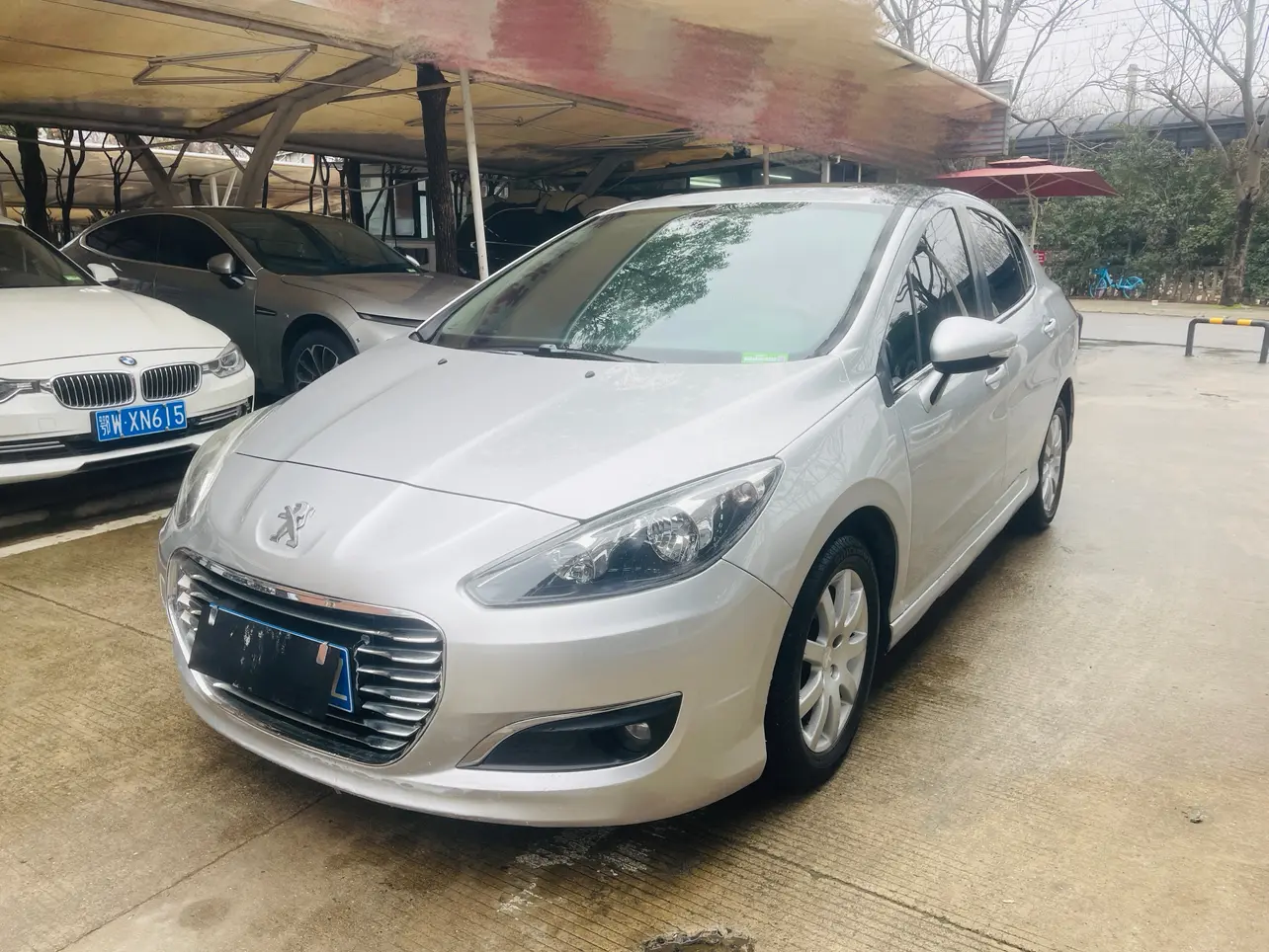 Peugeot 308  из Китая