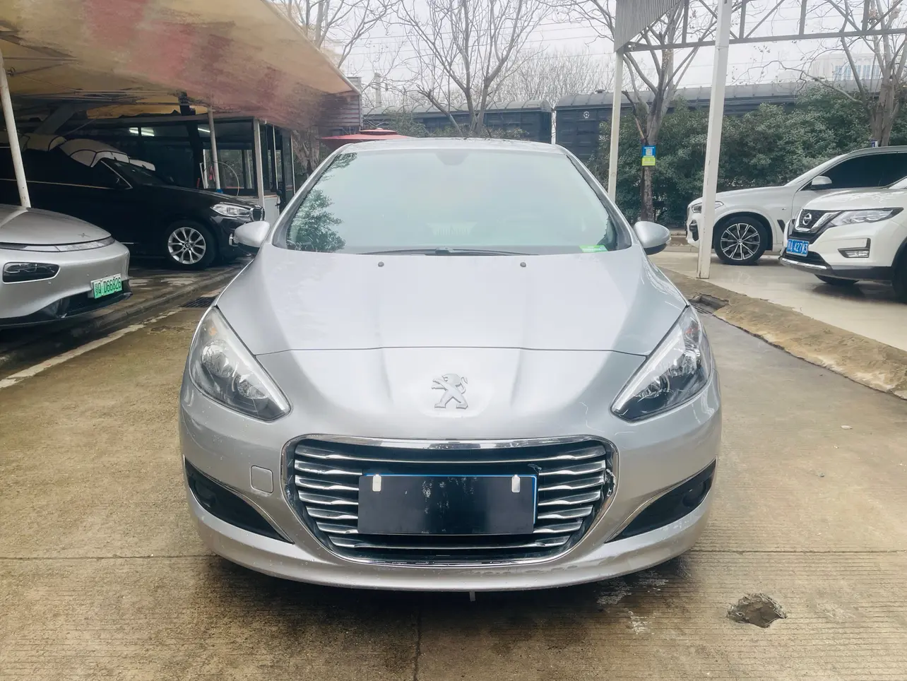 Peugeot 308  из Китая