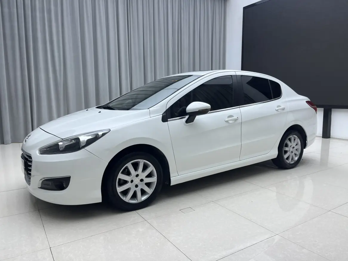 Peugeot 308  из Китая