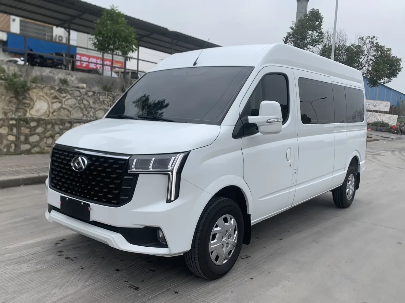 Datong Xintu V80  из Китая