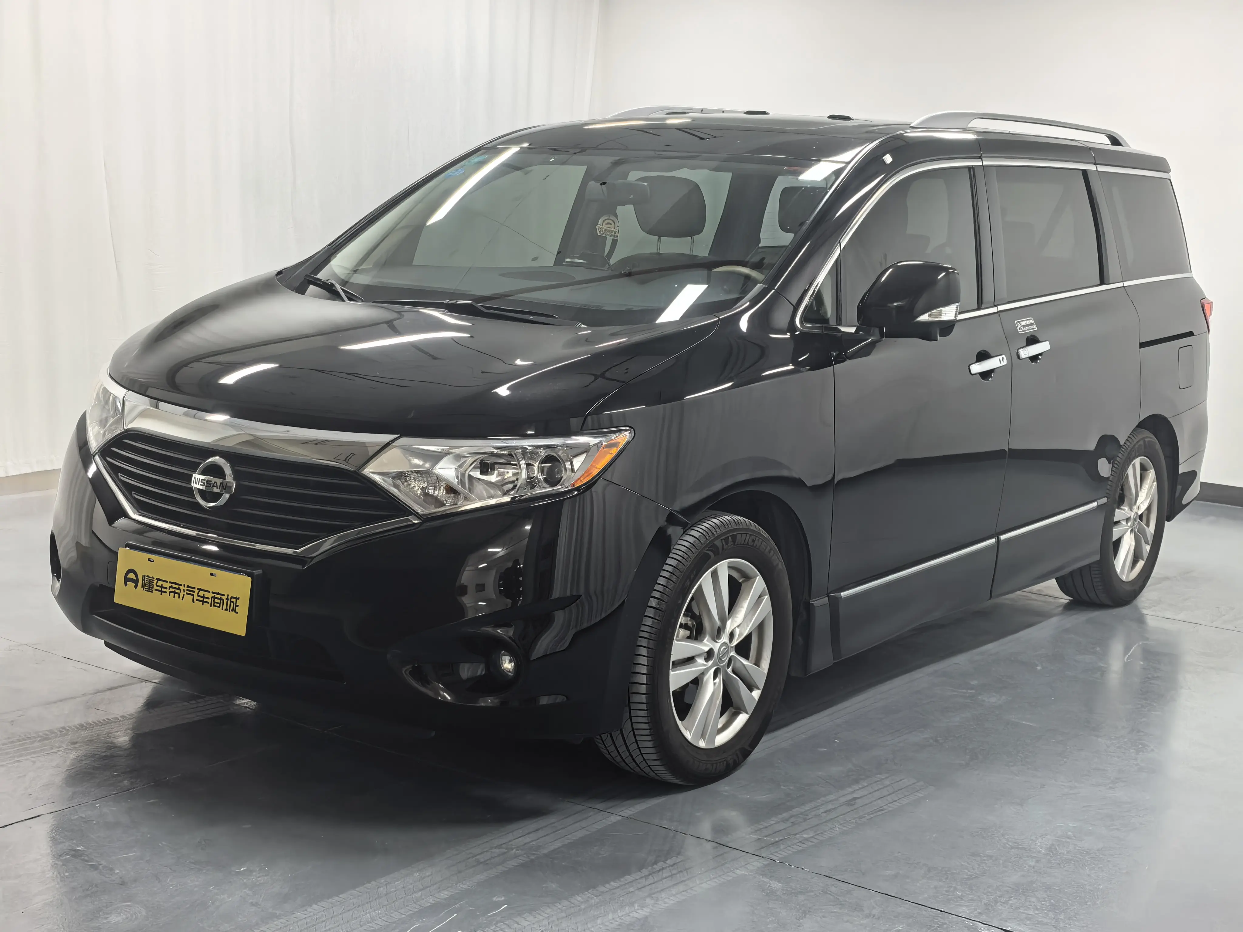 Nissan Nobleman  из Китая