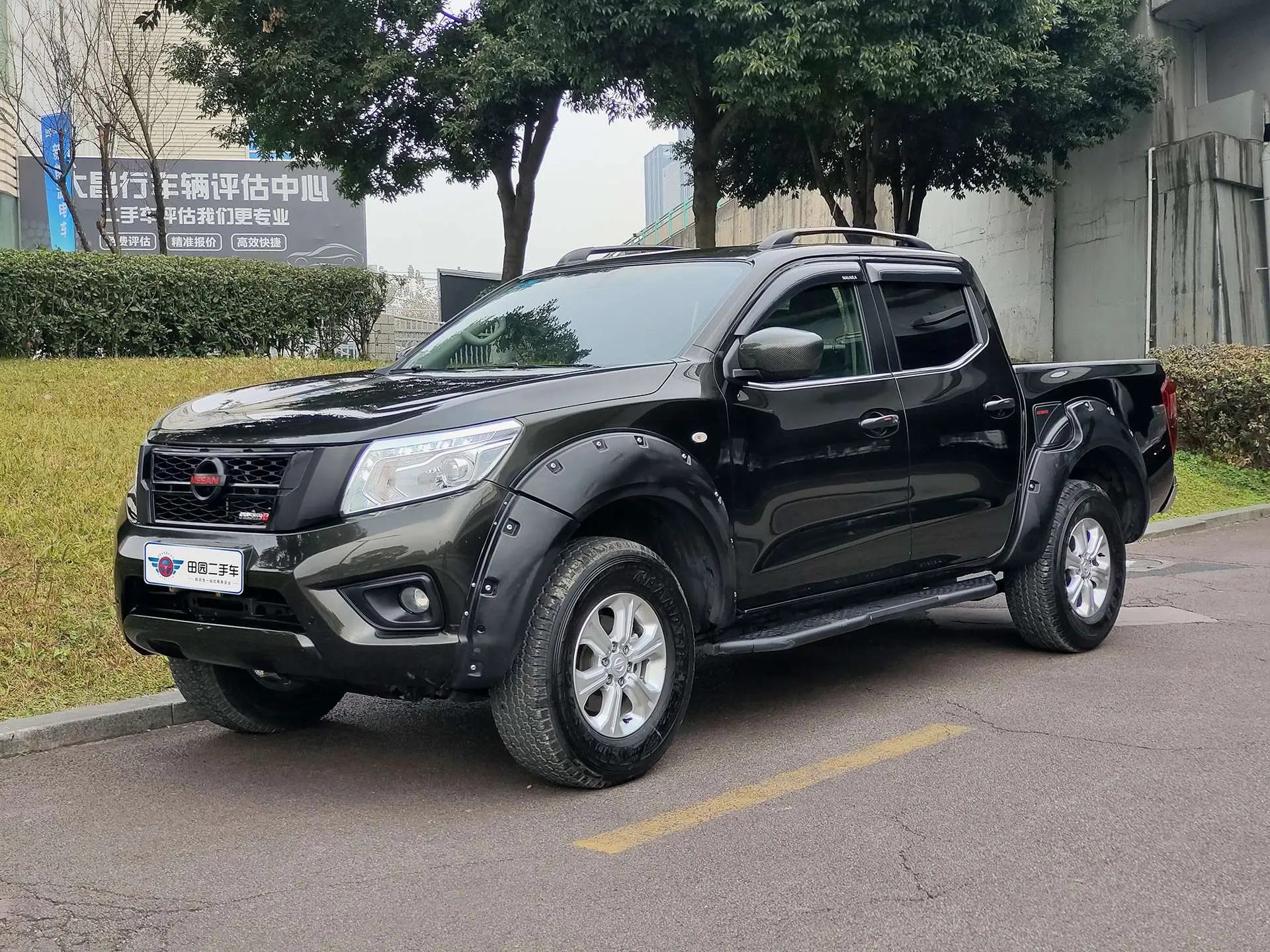Nissan Navara  из Китая