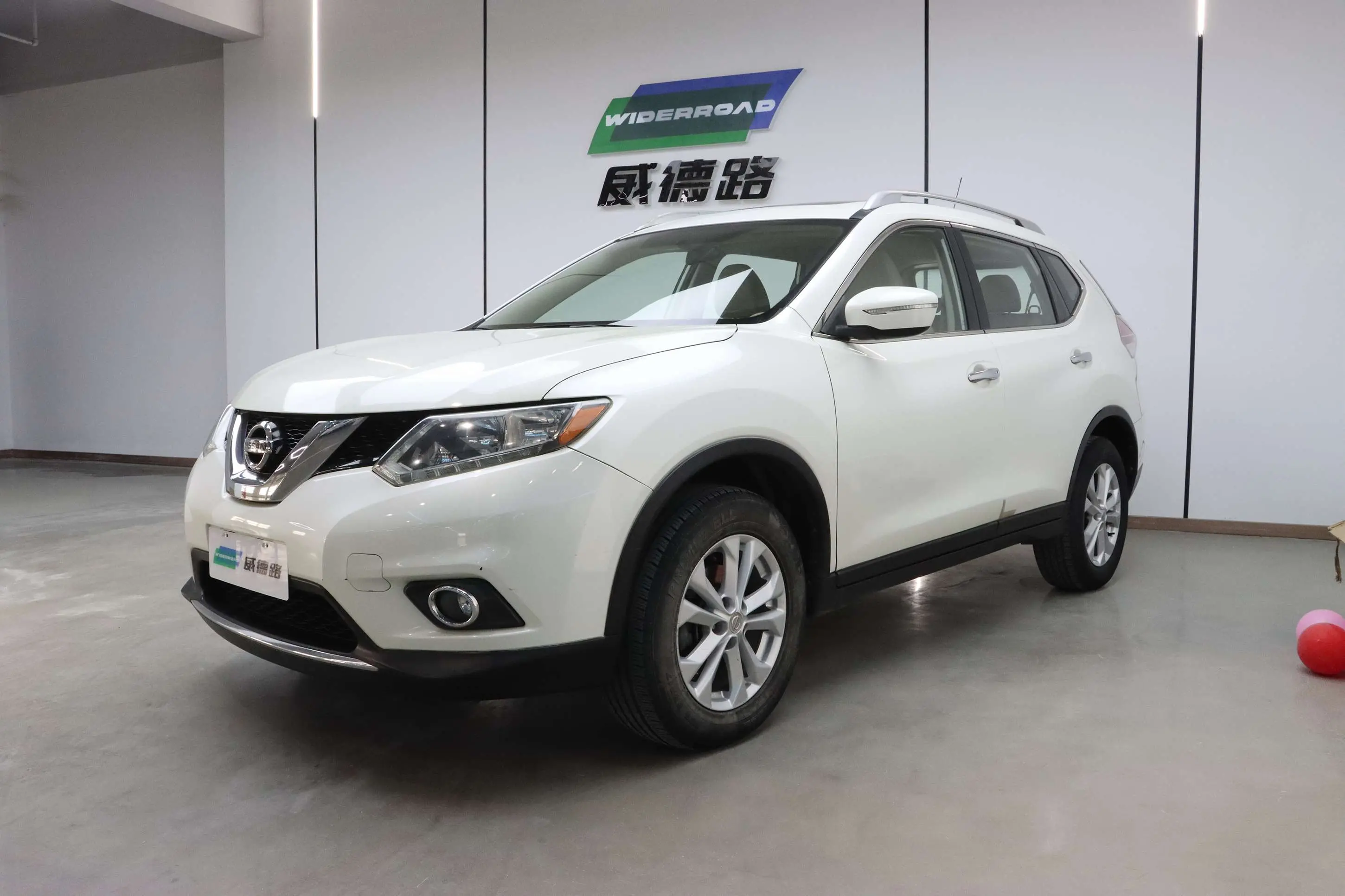 Nissan X-Trail (Qijun)  из Китая