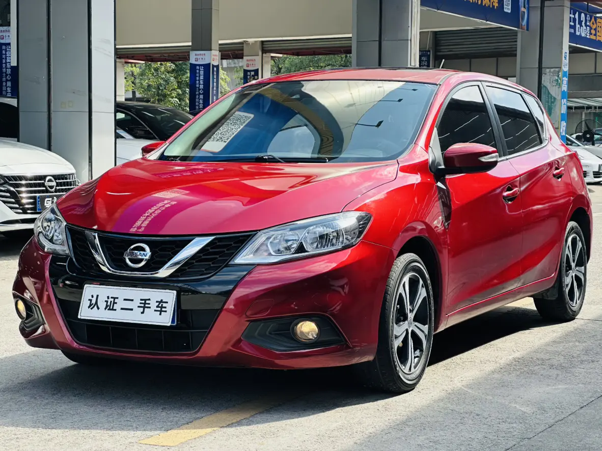 Nissan Tiida  из Китая