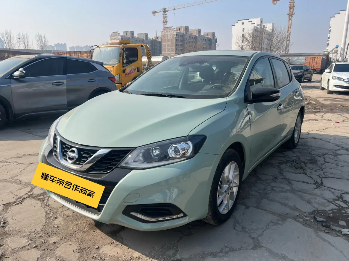 Nissan Tiida  из Китая