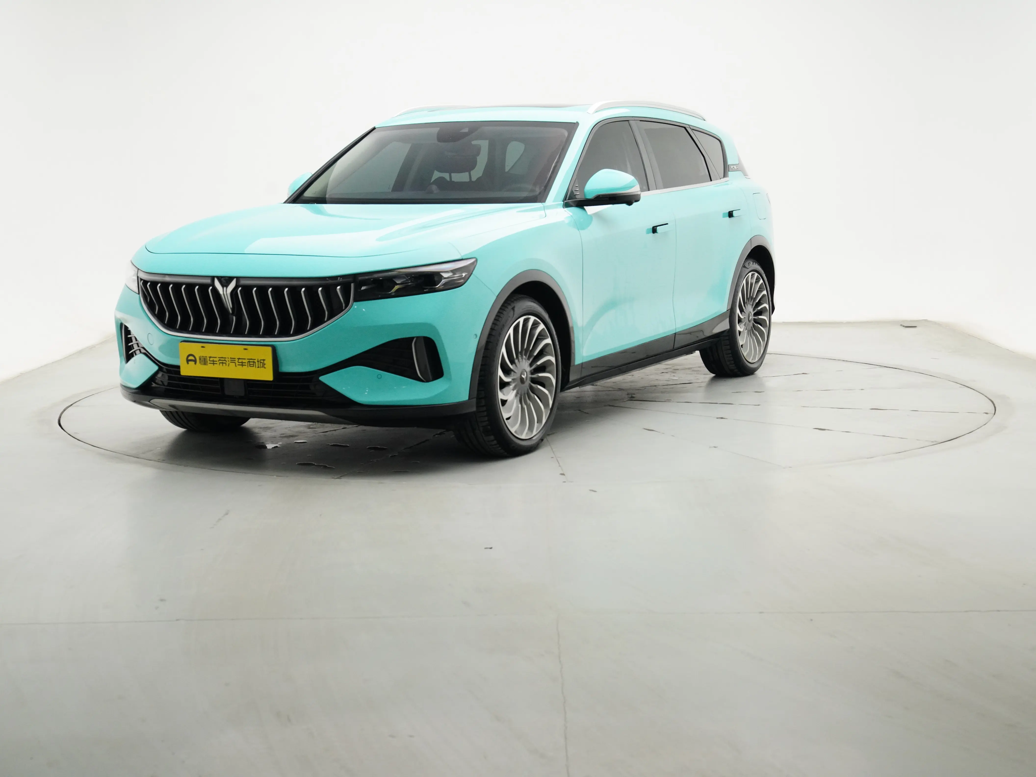 Voyah Lantu FREE  из Китая