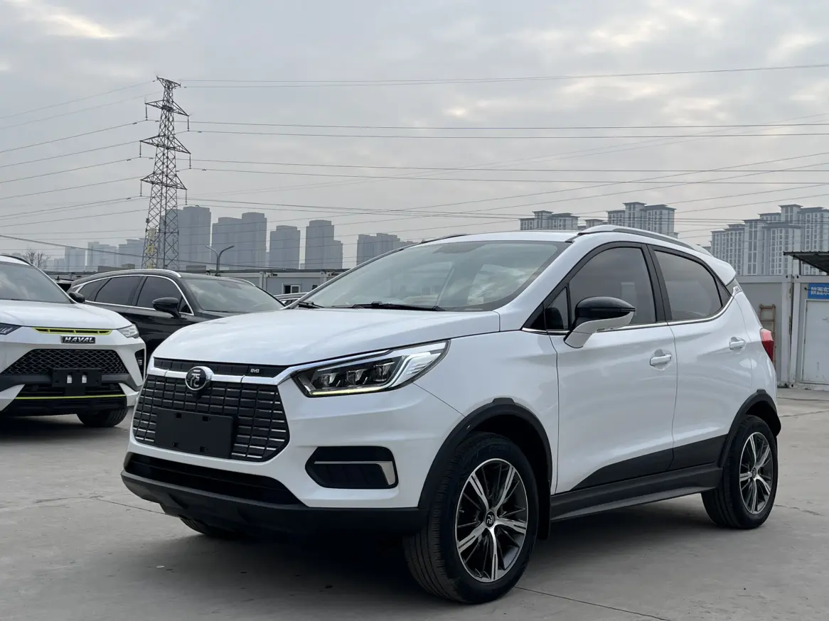 BYD Yuan EV  из Китая