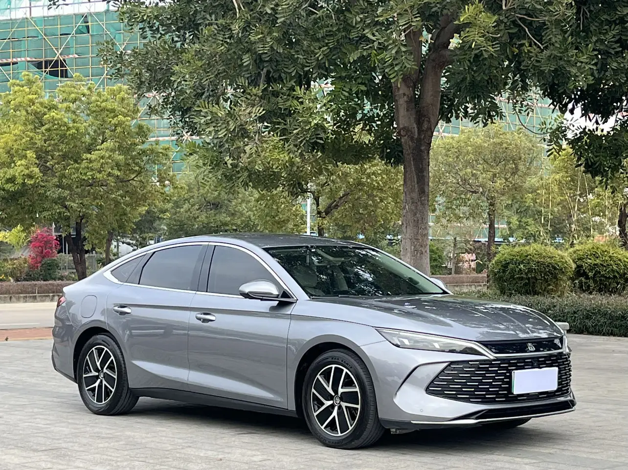 BYD Qin L DM