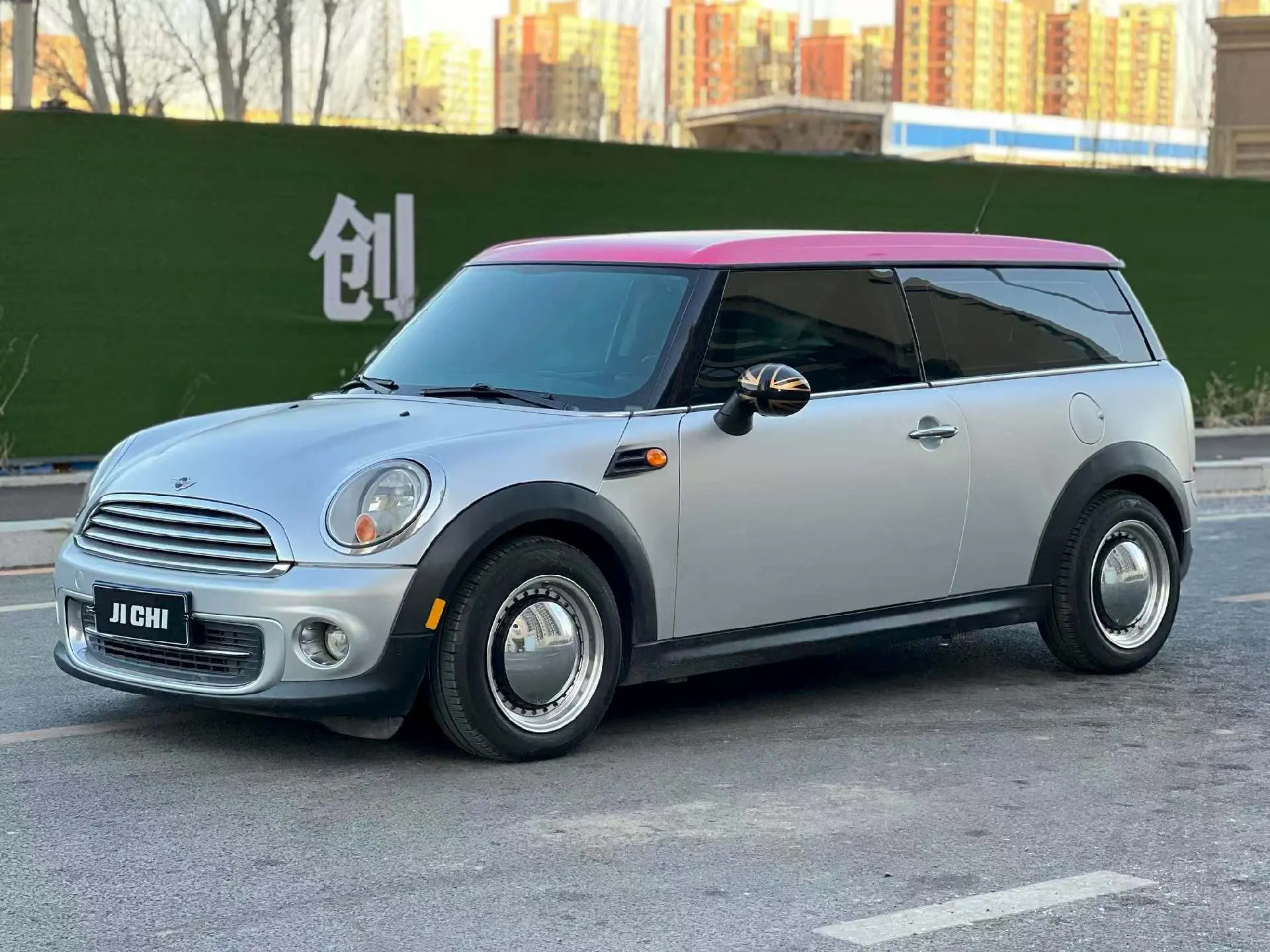 MINI CLUBMAN  из Китая