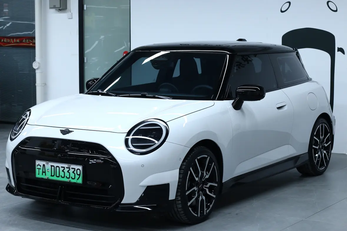 MINI ELECTRIC  COOPER  из Китая