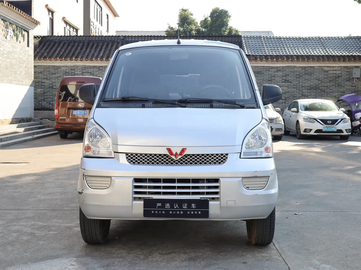 Wuling Rongguang EV  из Китая
