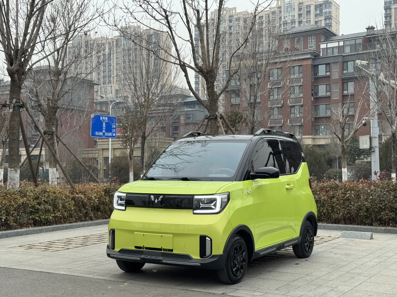 Wuling Hongguang MINIEV  из Китая