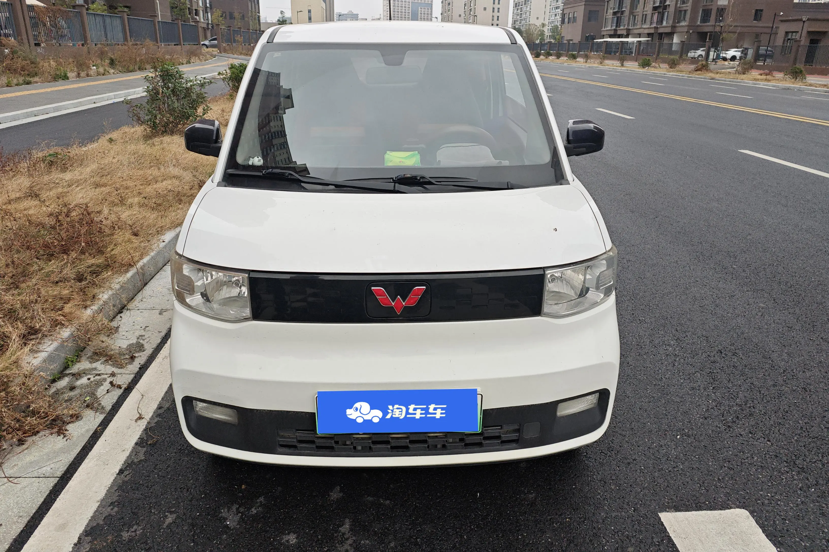Wuling Hongguang MINIEV  из Китая