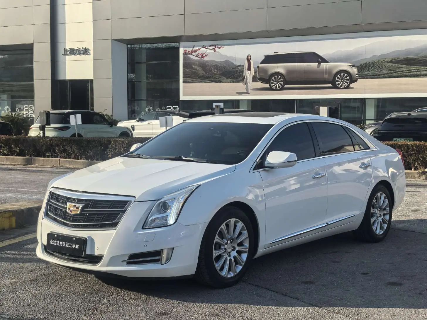 Cadillac XTS  из Китая