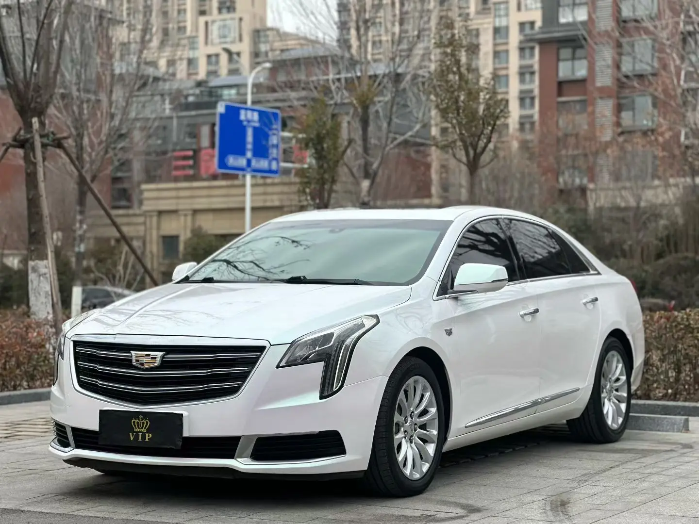 Cadillac XTS  из Китая