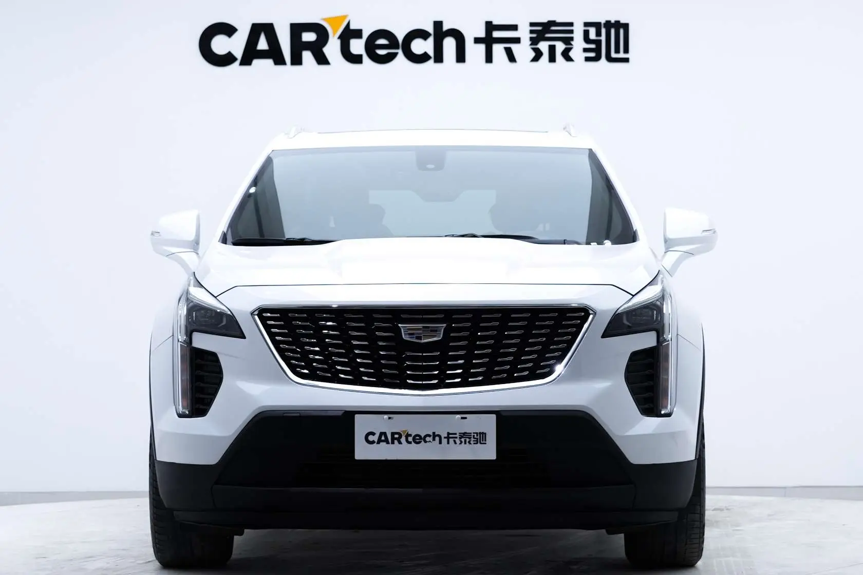 Cadillac XT4  из Китая