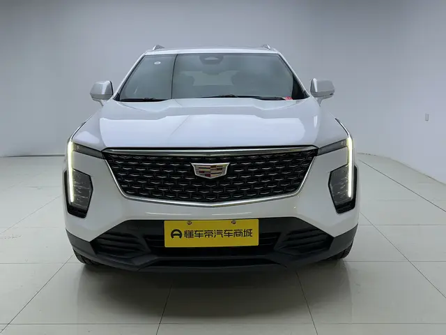 Cadillac XT4  из Китая