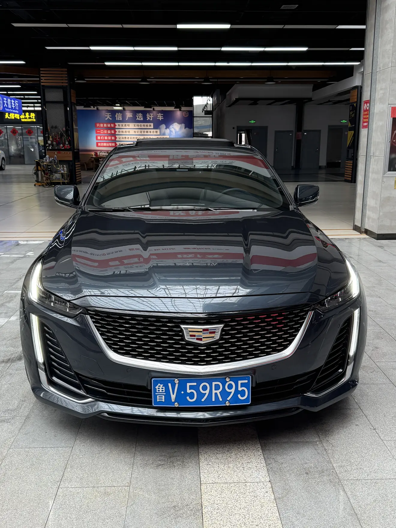 Cadillac CT5  из Китая