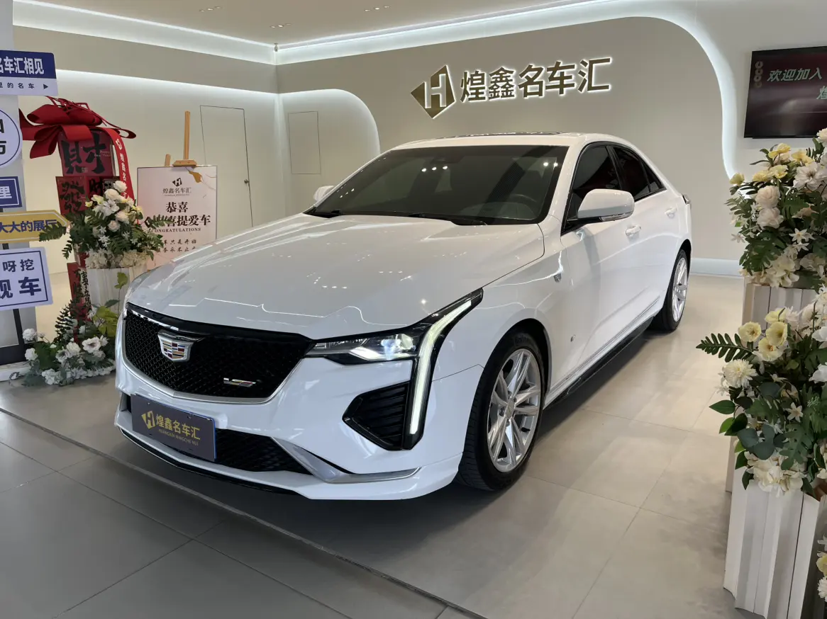 Cadillac CT4  из Китая