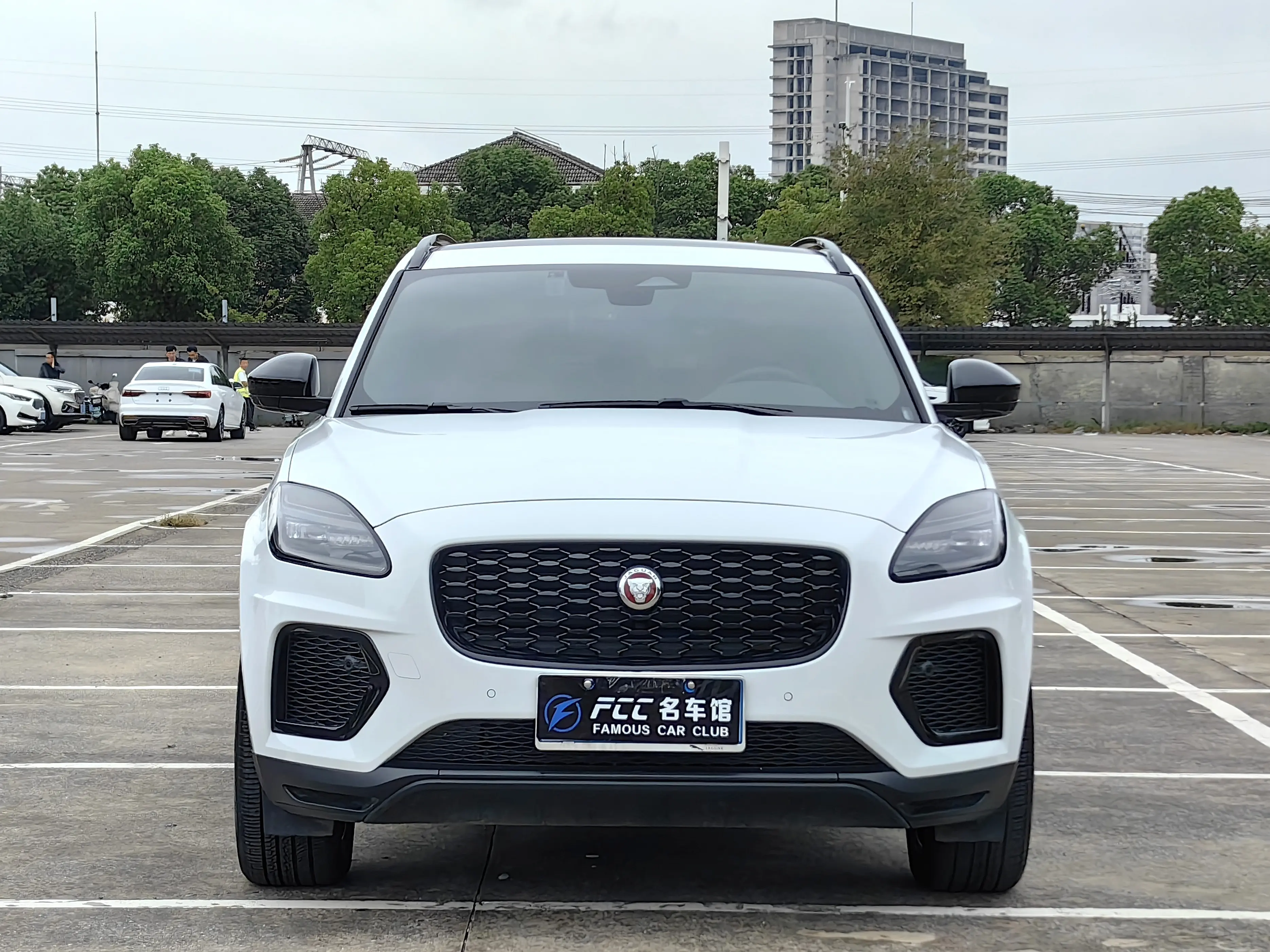 Jaguar E-PACE  из Китая
