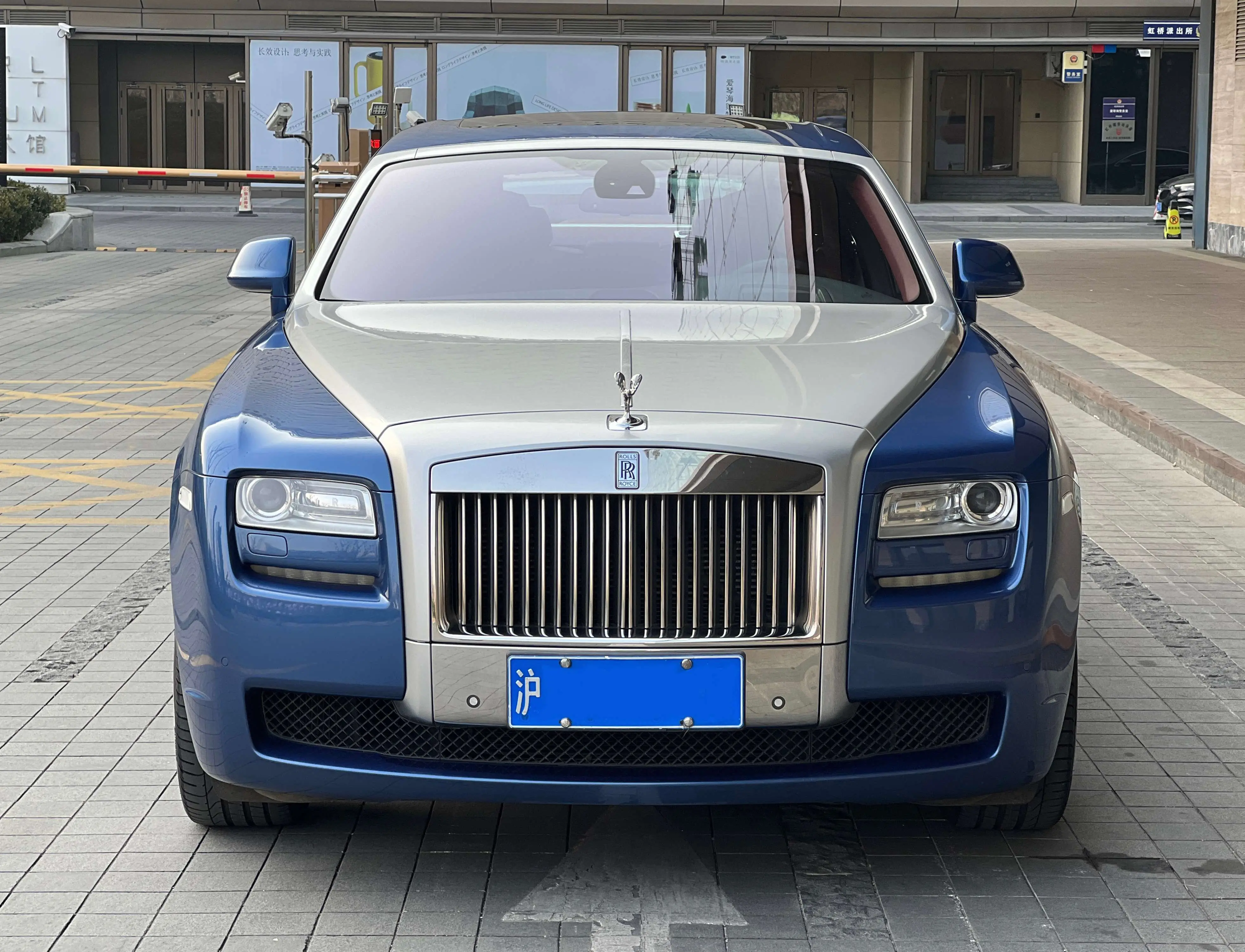 Rolls Royce Ghost  из Китая