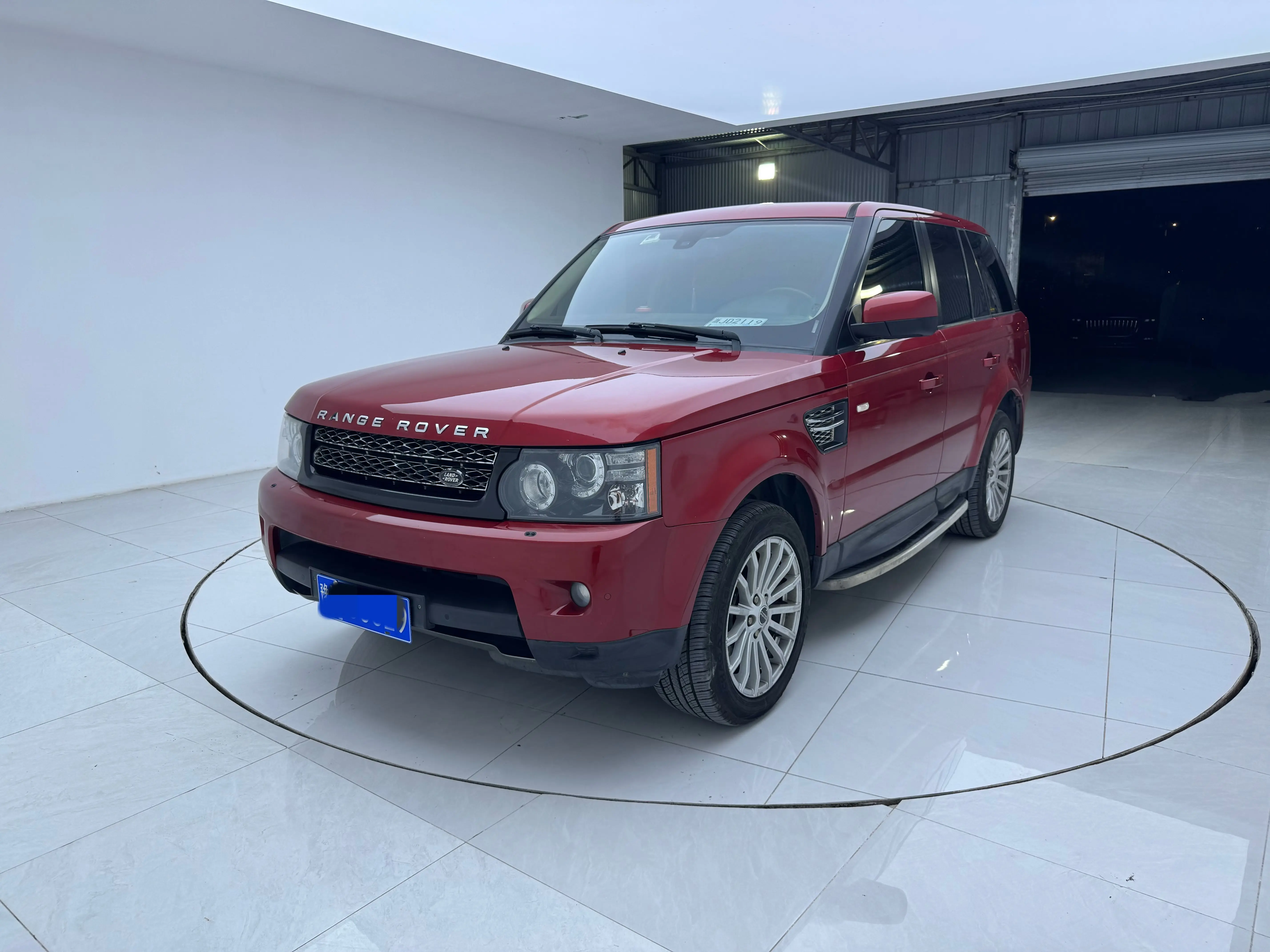 Land Rover Range Rover Sport  из Китая