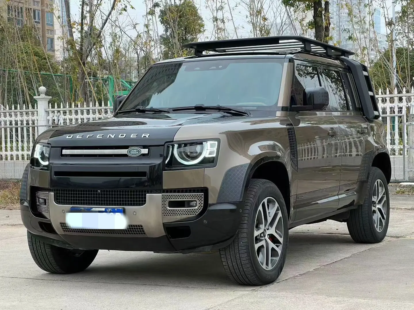 Land Rover Guard  из Китая