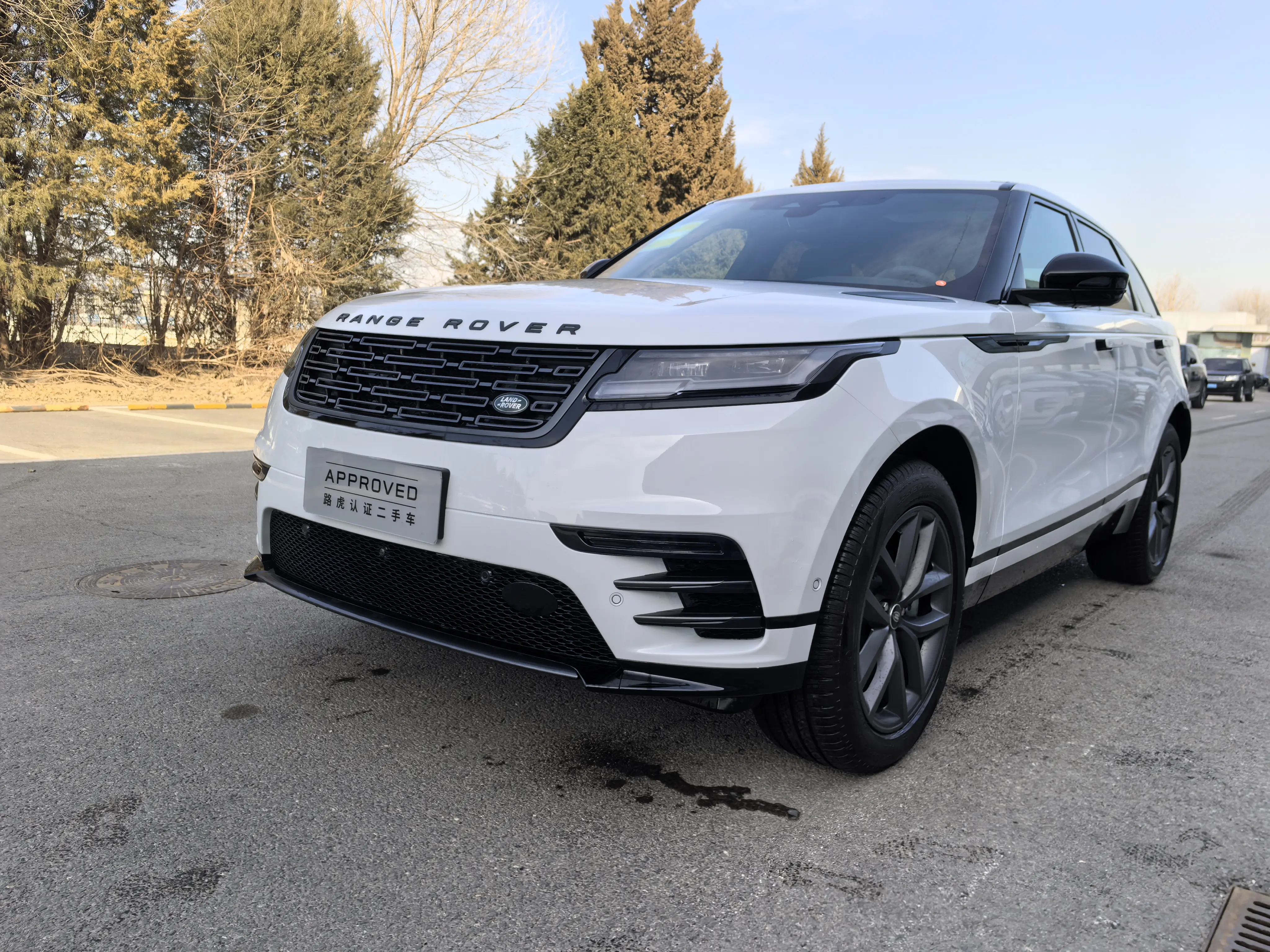 Land Rover Range Rover Velar  из Китая