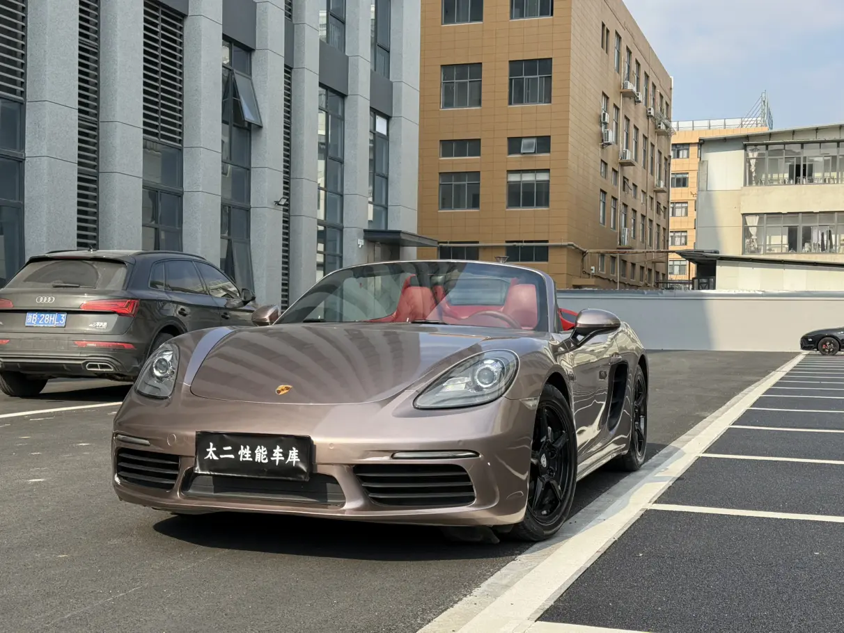 Porsche 718  из Китая