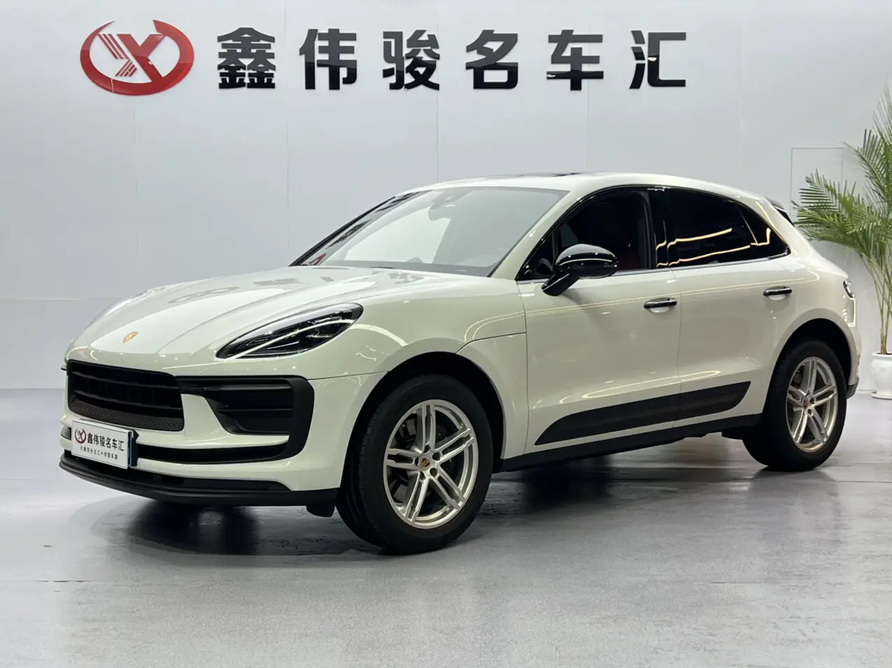 Porsche Macan  из Китая