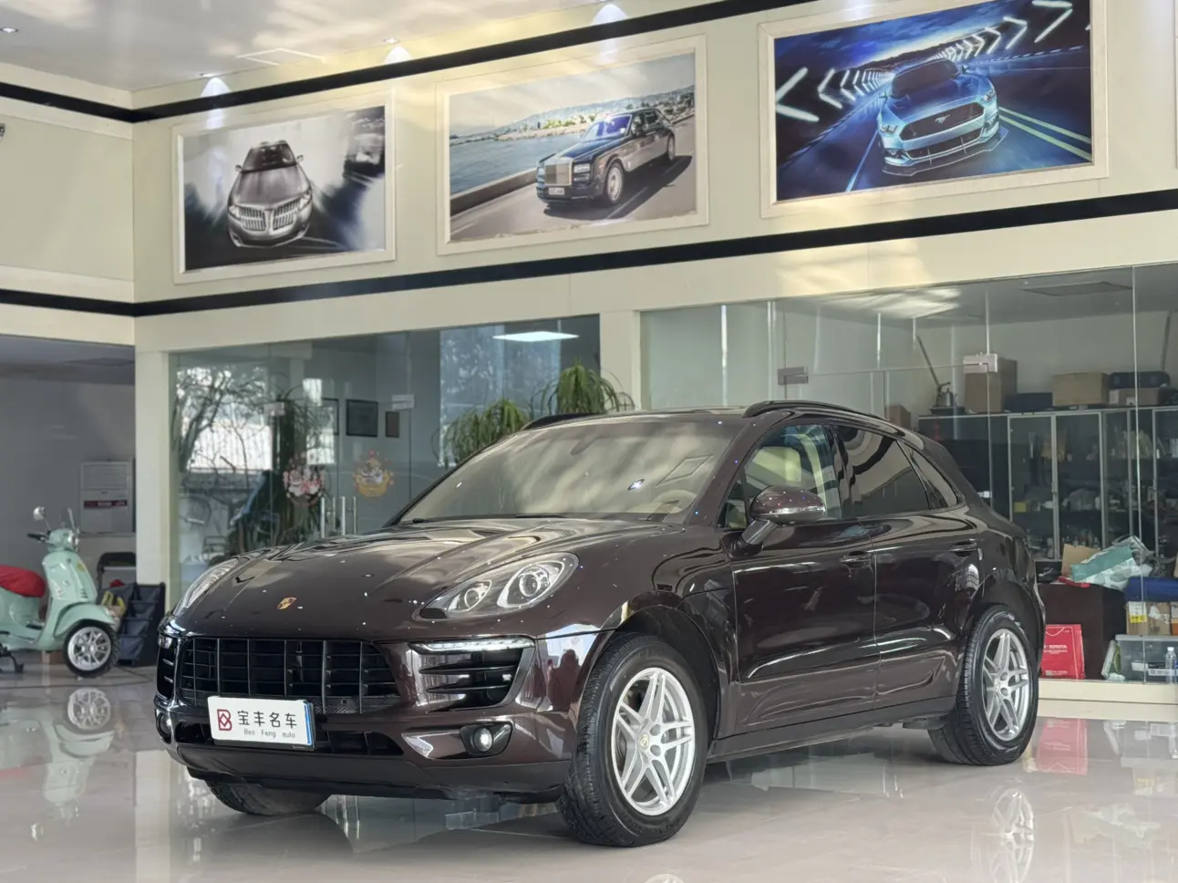 Porsche Macan  из Китая