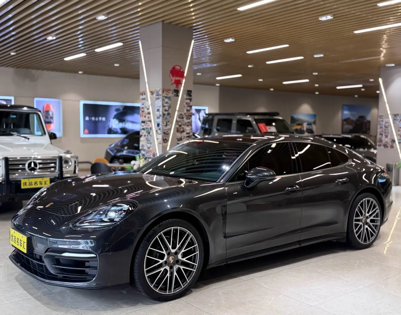 Porsche Panamera  из Китая