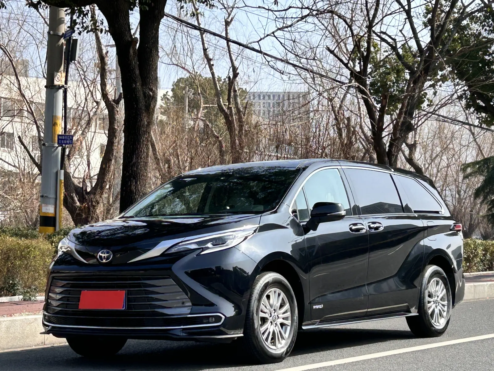 Toyota Sienna  из Китая