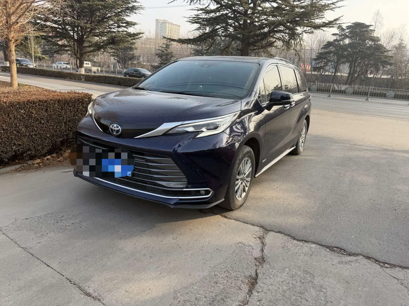 Toyota Sienna  из Китая