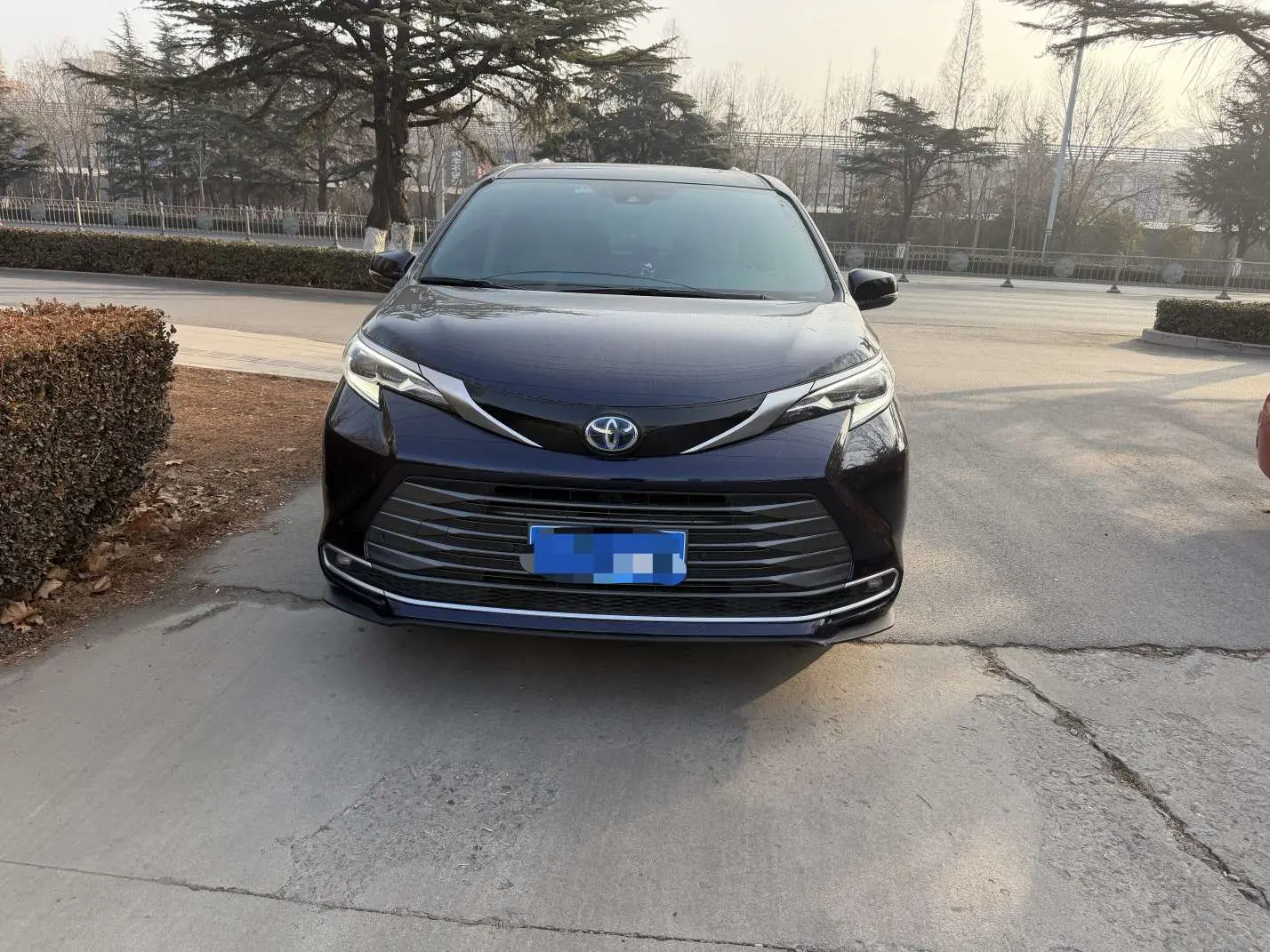 Toyota Sienna  из Китая