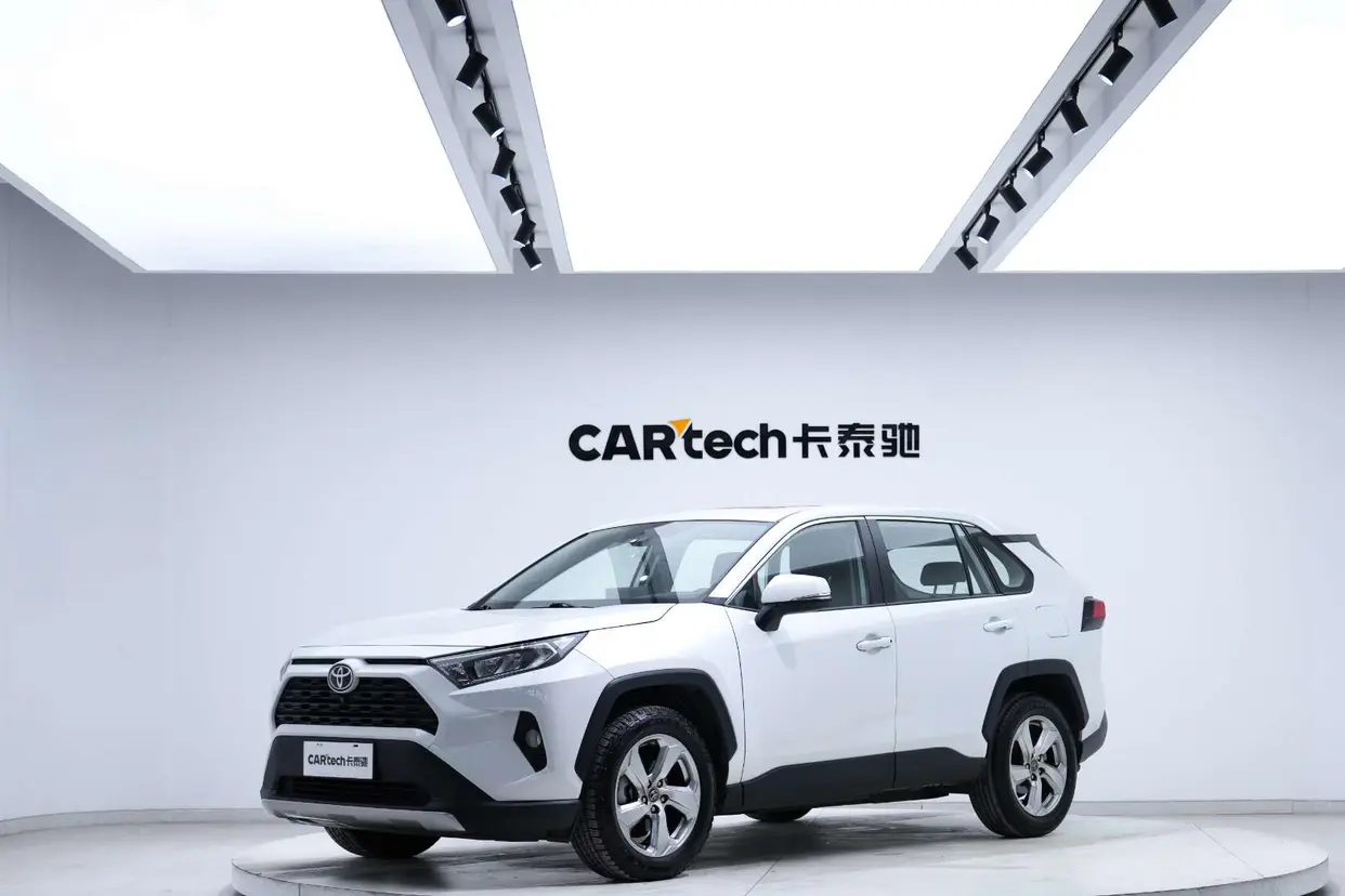 Toyota RAV4  из Китая