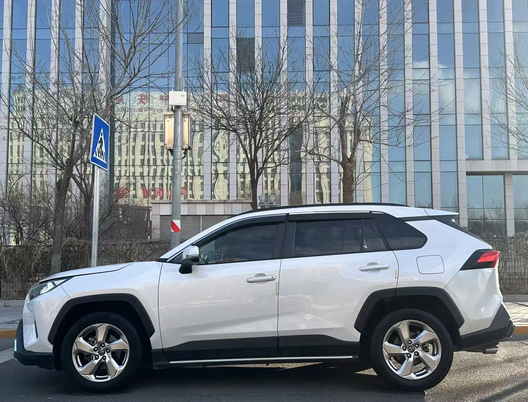 Toyota RAV4  из Китая