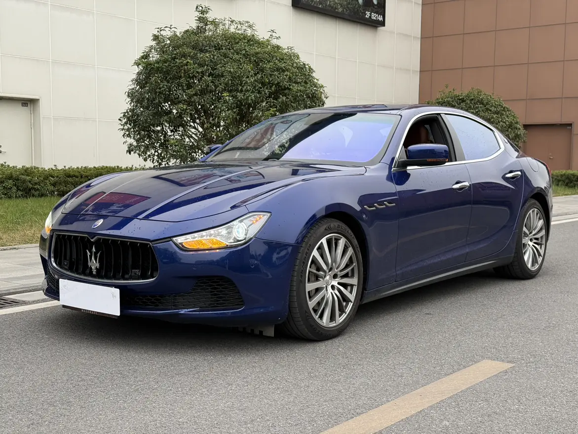 Maserati Ghibli  из Китая