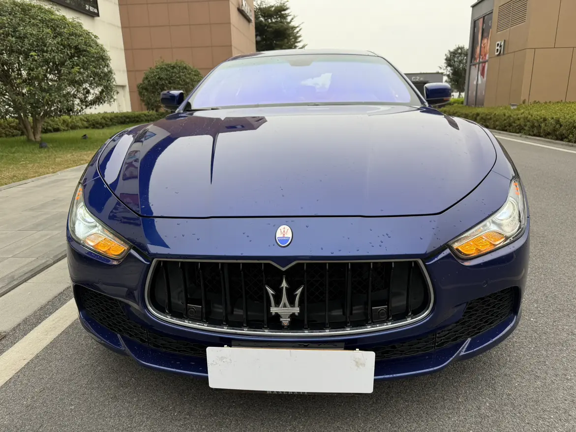 Maserati Ghibli  из Китая