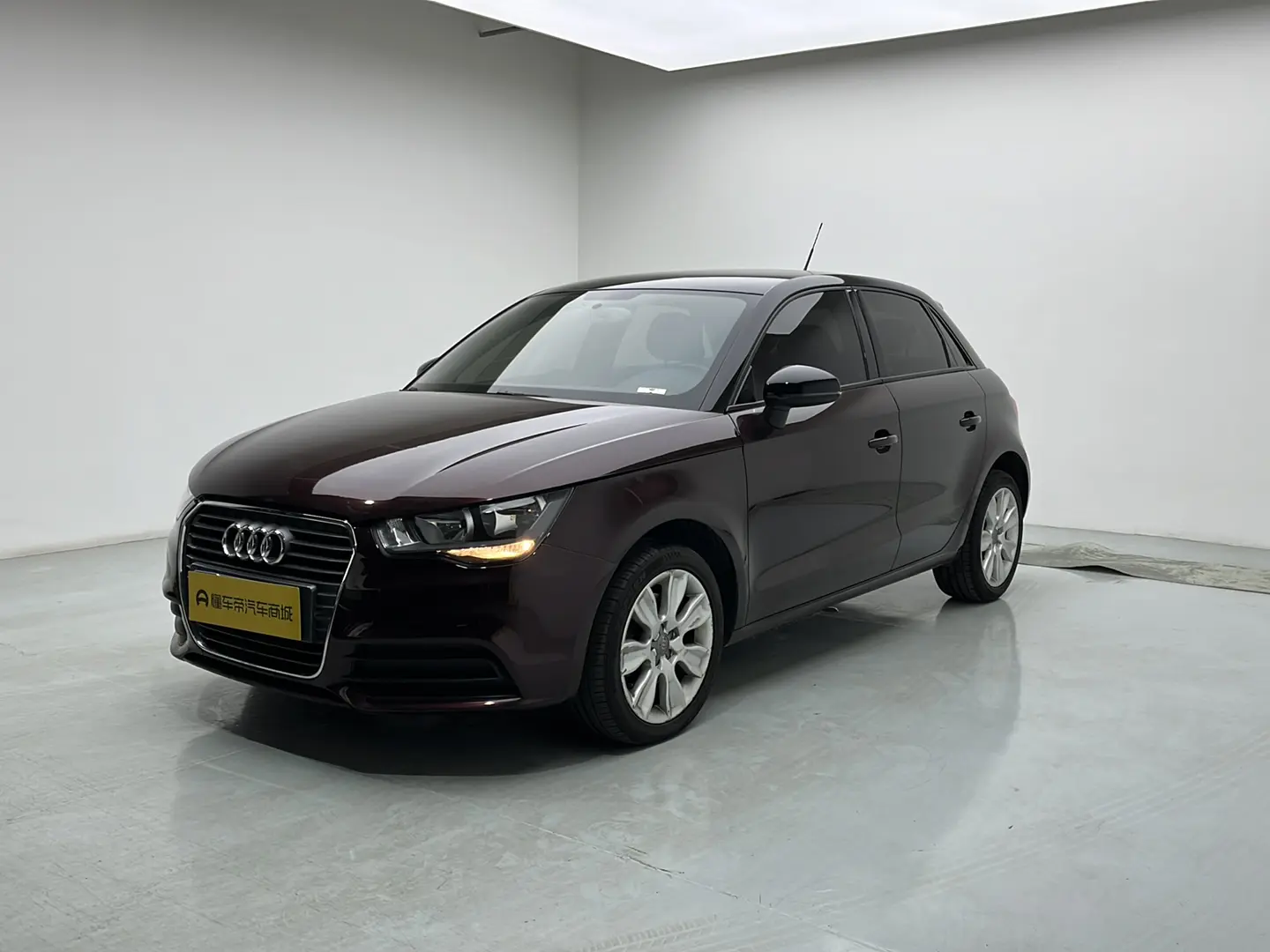 Audi A1  из Китая