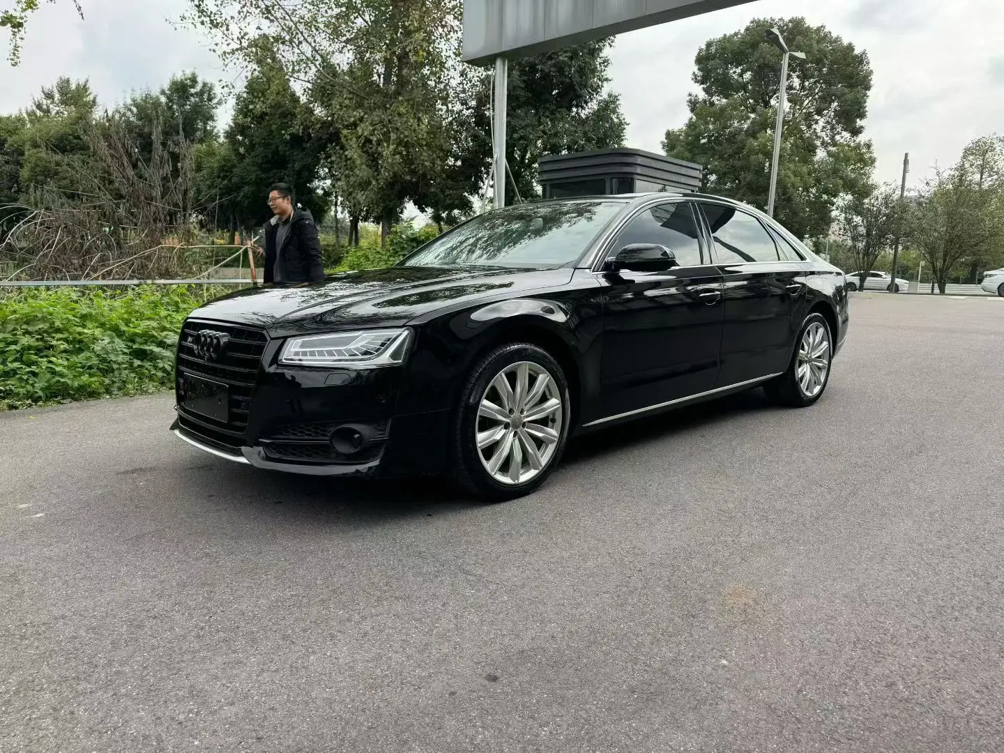 Audi A8
