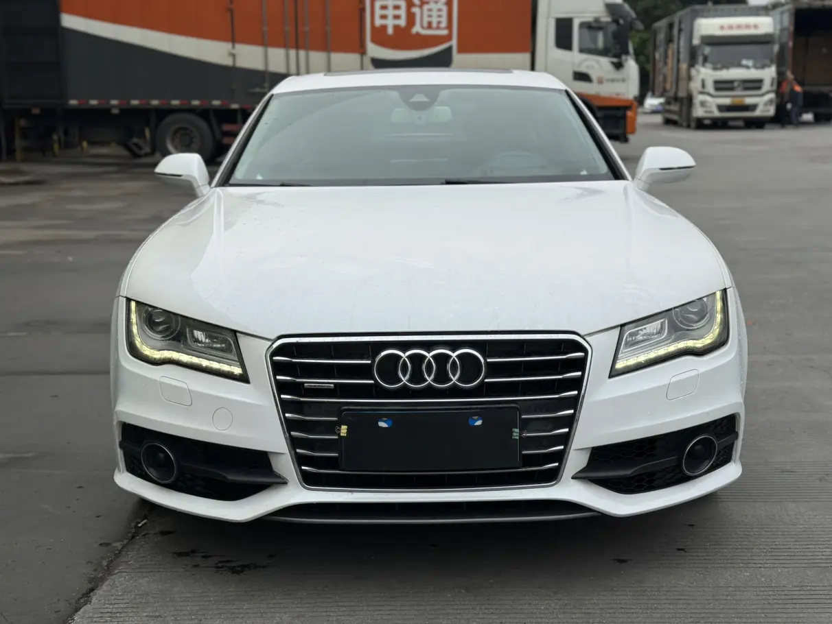 Audi A7  из Китая