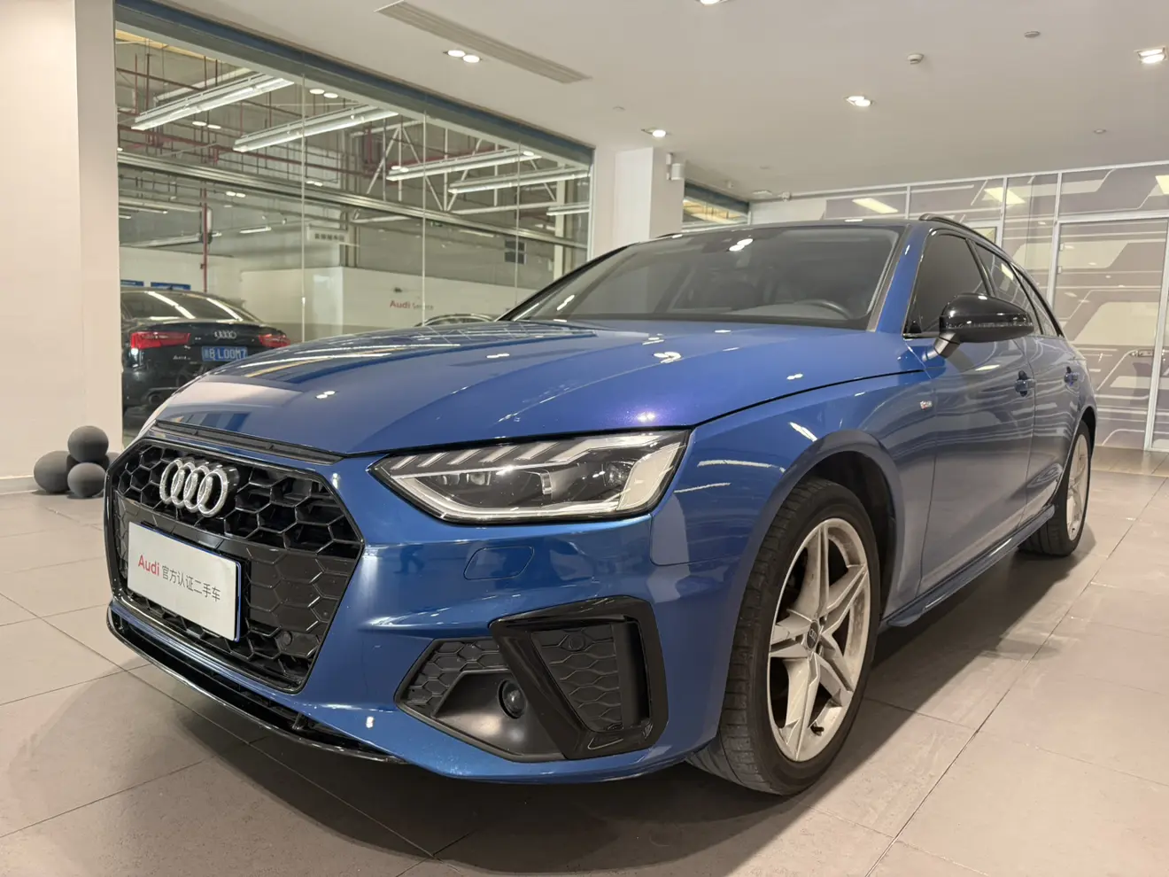 Audi A4  из Китая