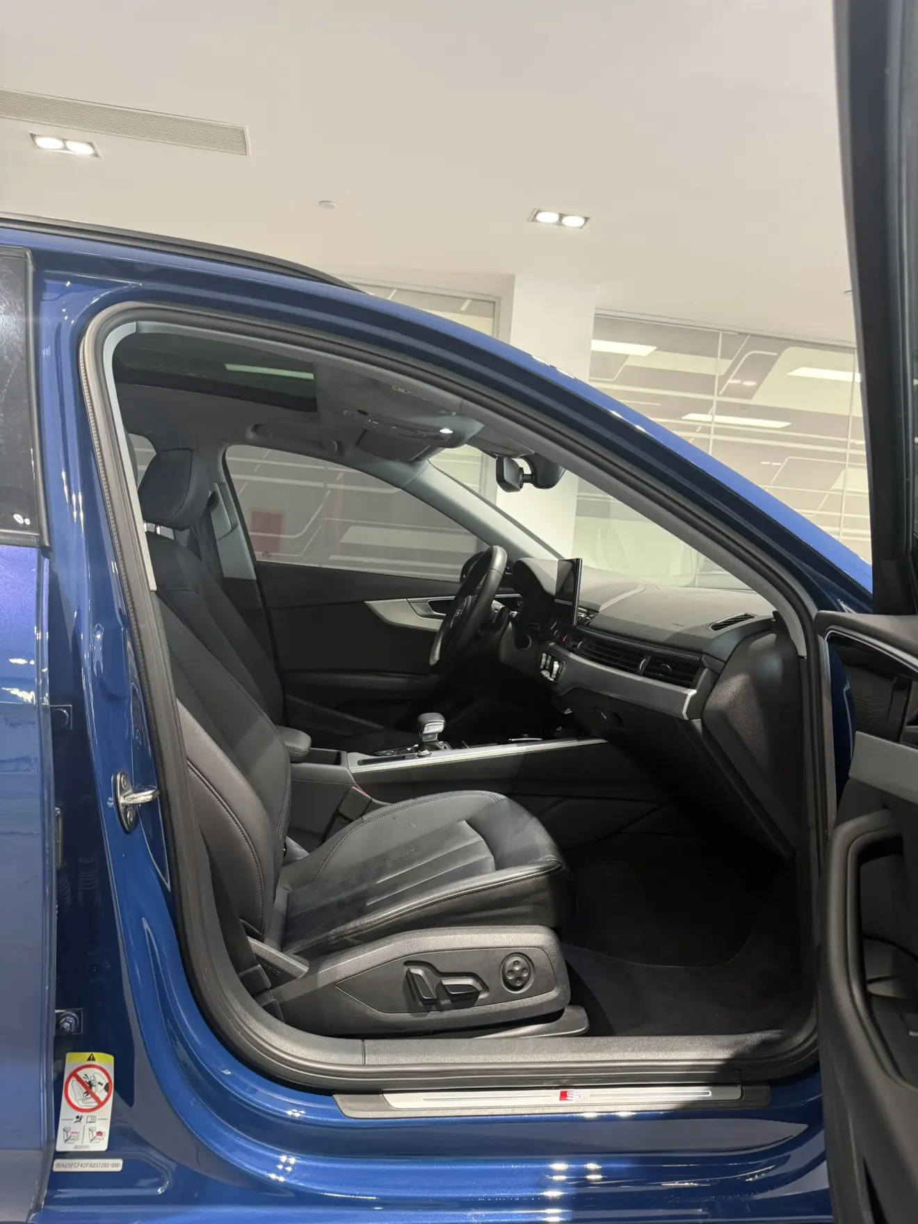 Audi A4  из Китая