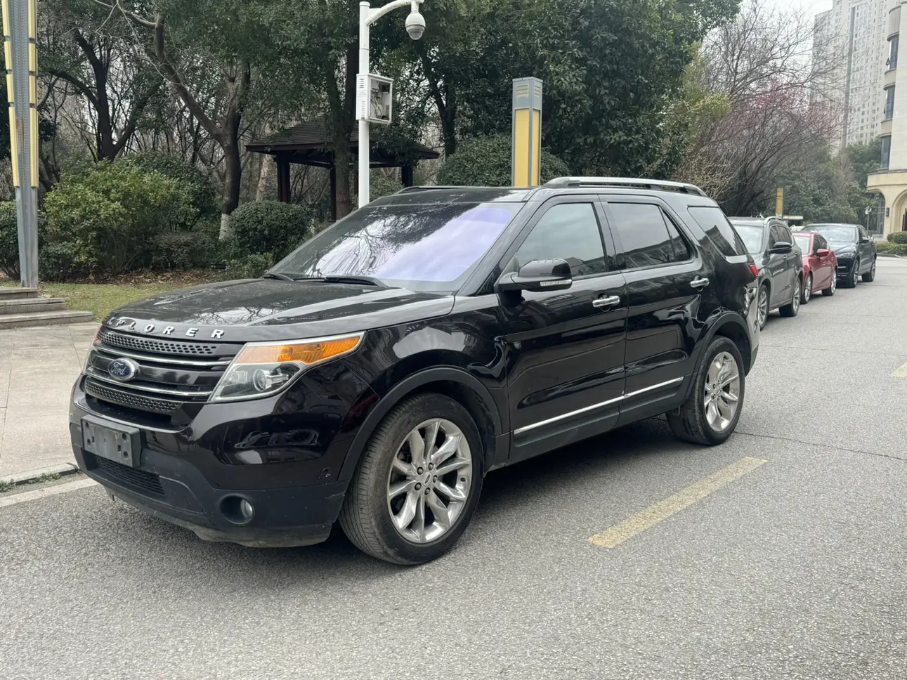 Ford Explorer  из Китая