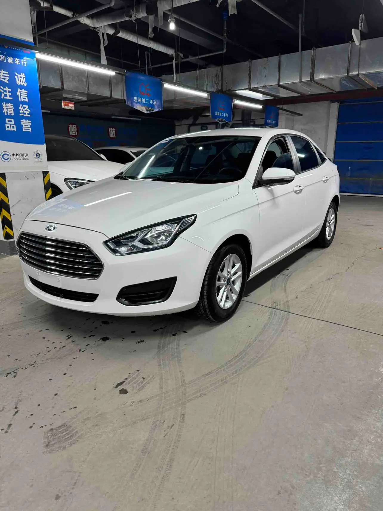 Ford Forrest  из Китая