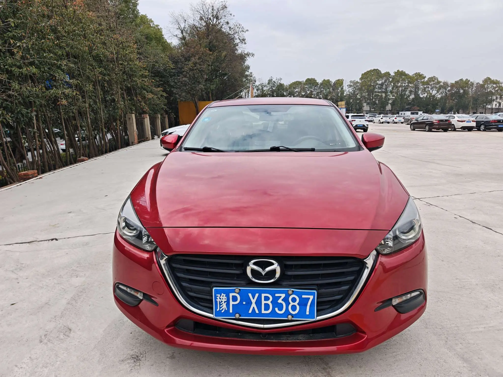 Mazda Axela (Mazda3)  из Китая