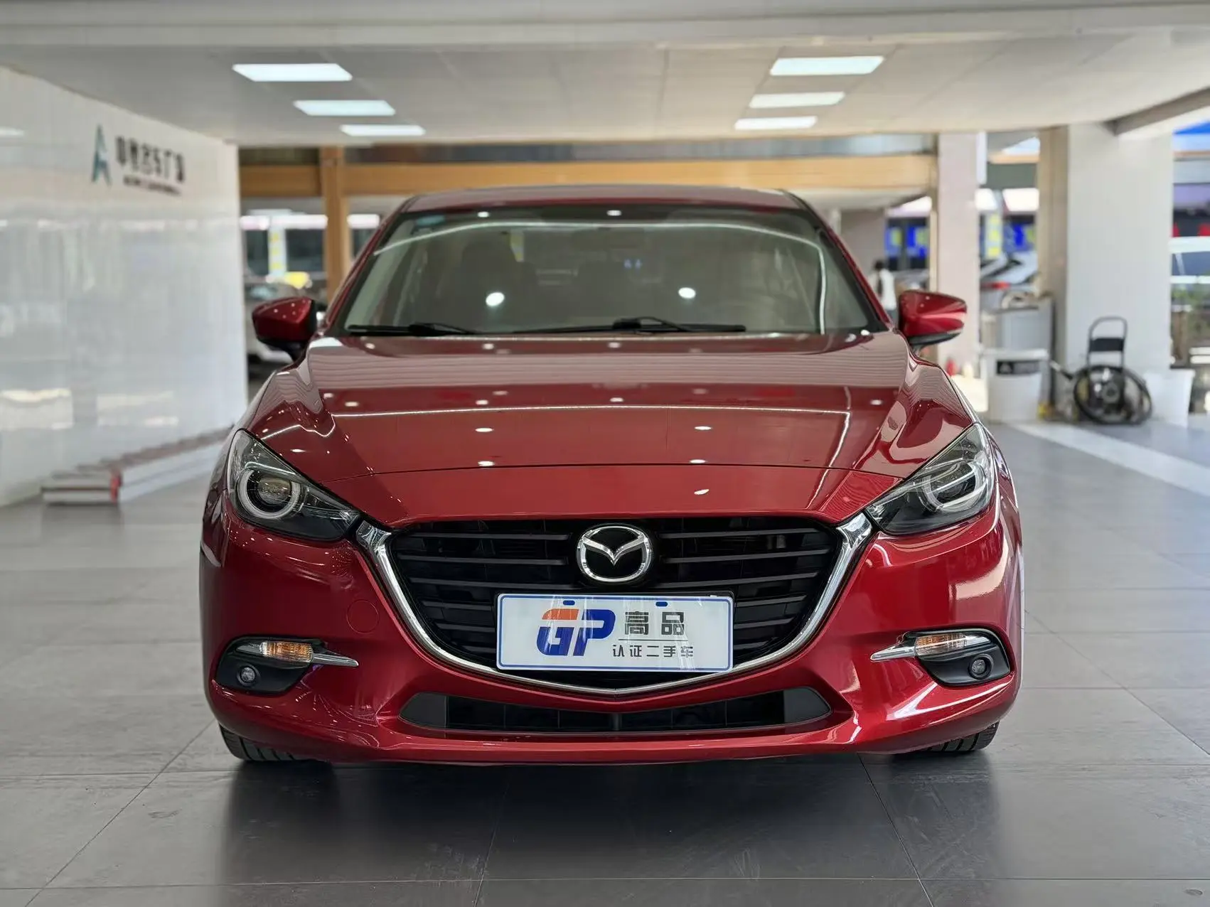 Mazda Axela (Mazda3)  из Китая