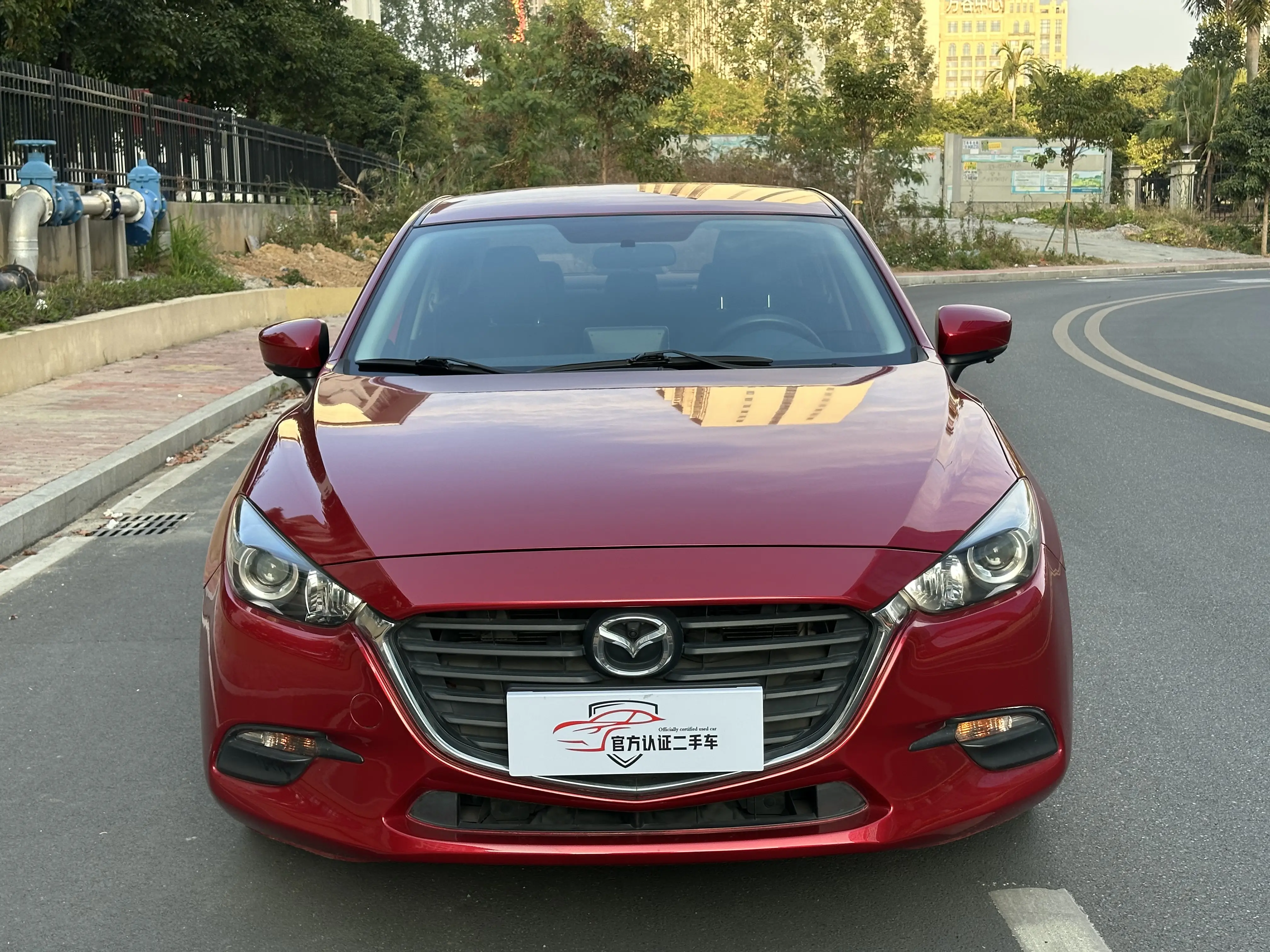 Mazda Axela (Mazda3)  из Китая