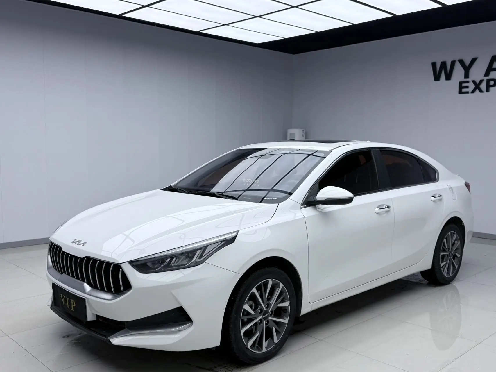 Kia K3  из Китая